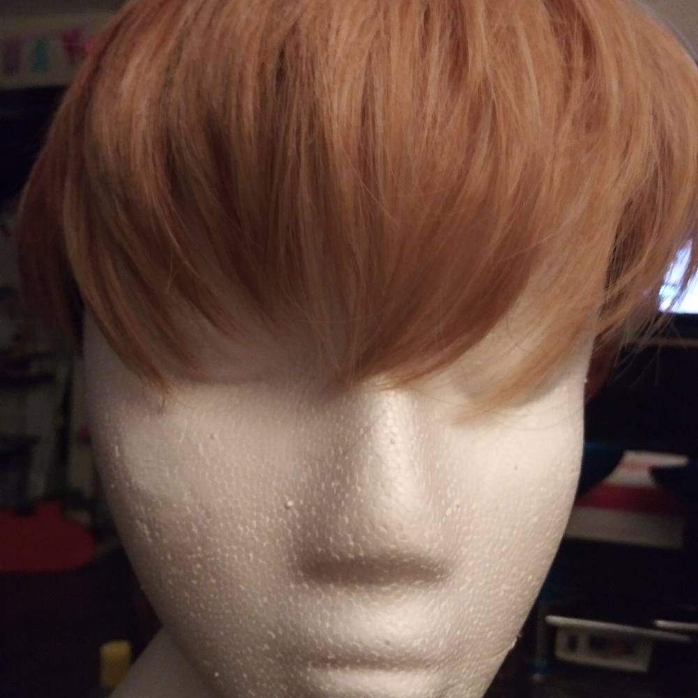 Wig - Picture 2 of 8